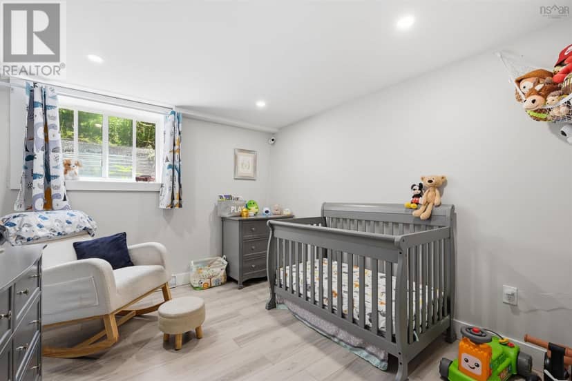 8B Gordon Street — photo 30 of 40