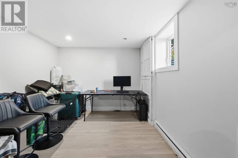 8B Gordon Street — photo 33 of 40