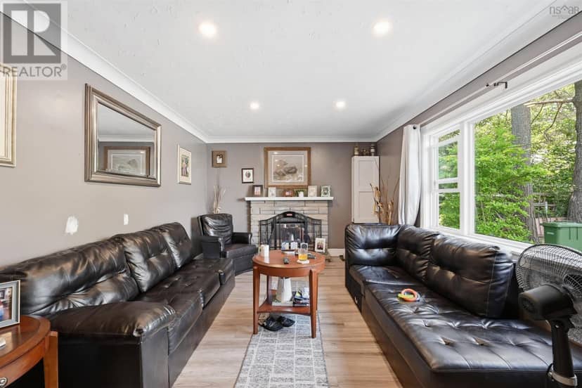 8B Gordon Street — photo 6 of 40