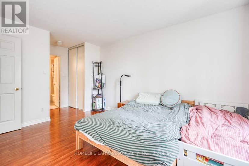 302 - 260 Doris Avenue — photo 10 of 14