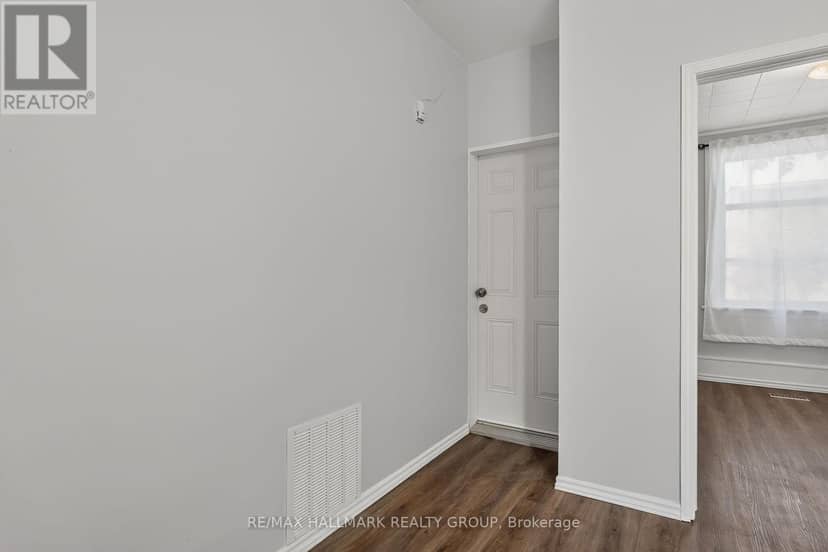174 Arthur Street — photo 4 of 40