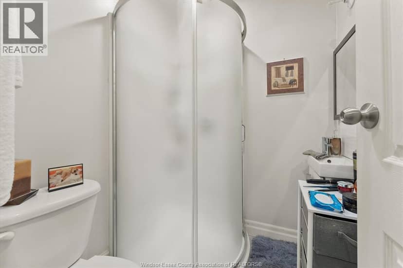5188 Wyandotte St Street — photo 24 of 40
