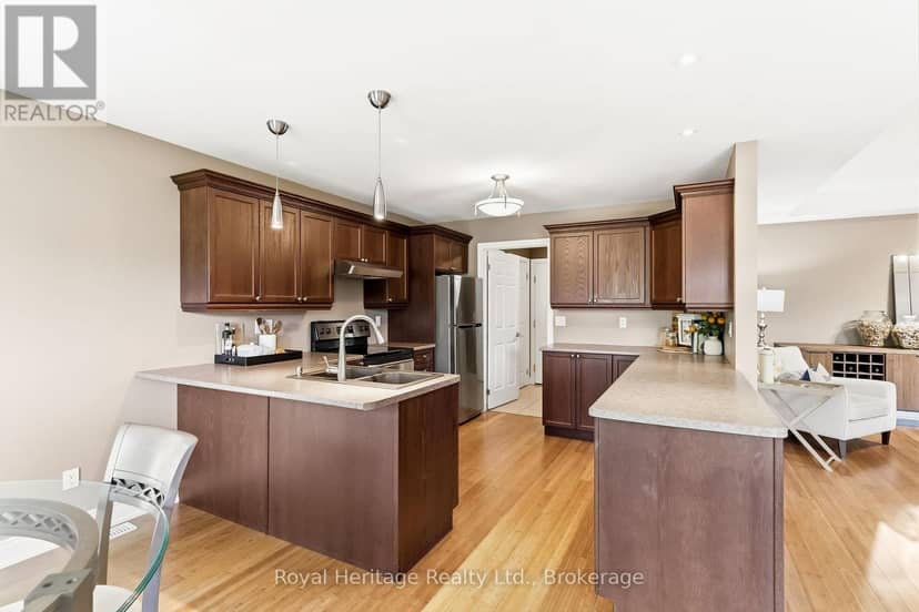 2 Cortland Way — photo 14 of 40