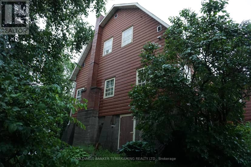 102 Galena Street — photo 4 of 40