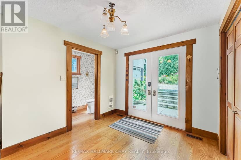 209 Bay Street — photo 10 of 40