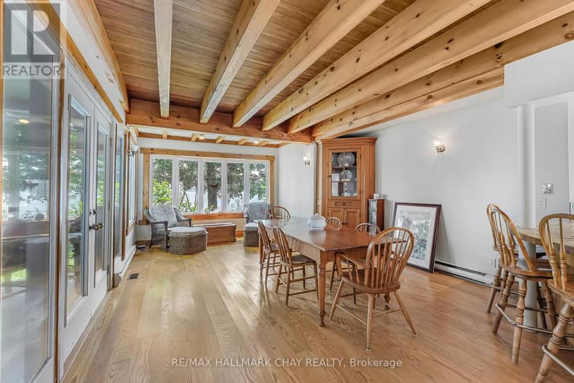 209 Bay Street — photo 12 of 40