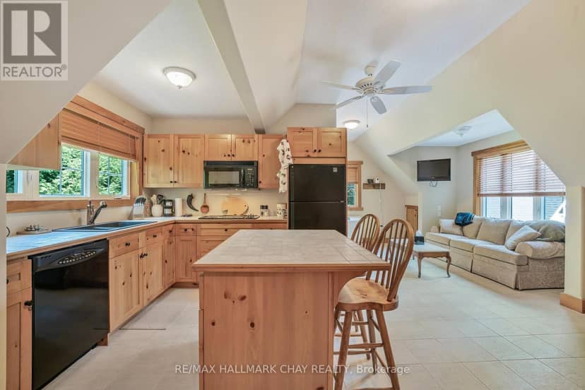209 Bay Street — photo 28 of 40