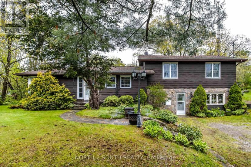 1146 Honey Harbour Road — photo 34 of 40