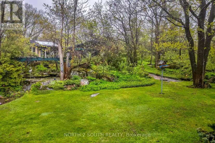 1146 Honey Harbour Road — photo 7 of 40