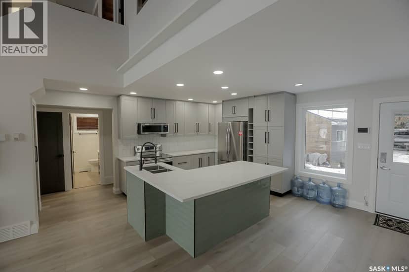 2 Lakeview LANE — photo 3 of 40