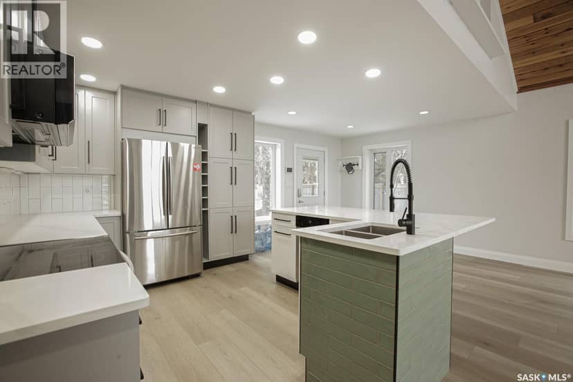 2 Lakeview LANE — photo 7 of 40