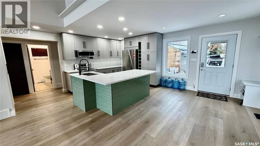 2 Lakeview LANE — photo 8 of 40