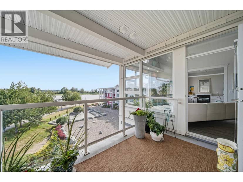 404 4600 WESTWATER DRIVE, Richmond, photo 2