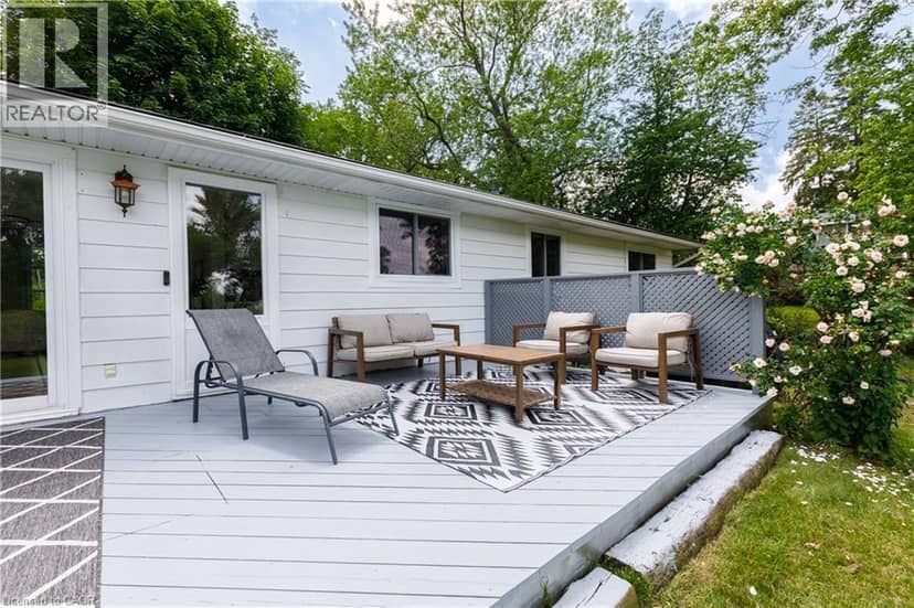 176 RIVERBANK Drive — photo 39 of 40