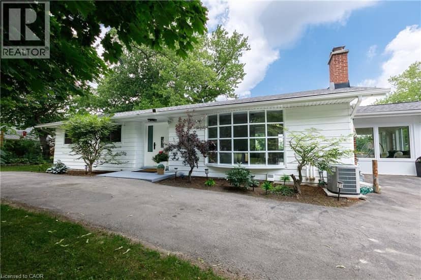176 RIVERBANK Drive — photo 6 of 40