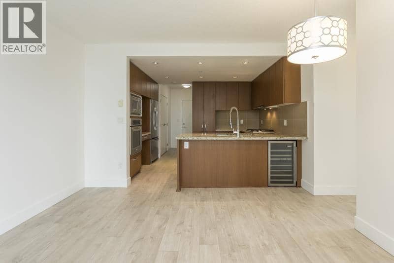 702 1155 THE HIGH STREET, Coquitlam, photo 6