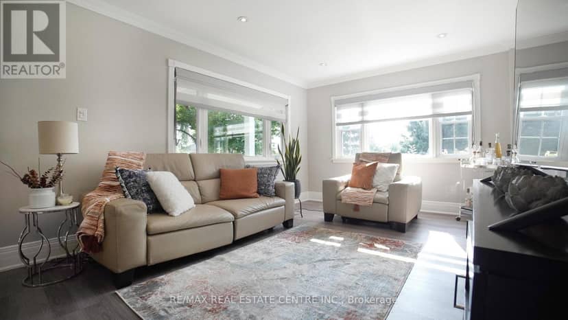 14 Buena Vista Drive — photo 7 of 37