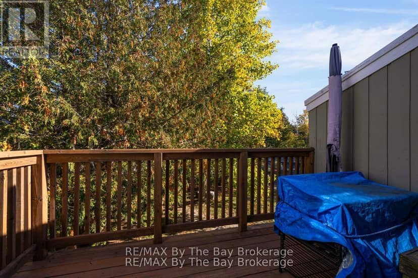 39 - 19 Dawson Drive — photo 20 of 24