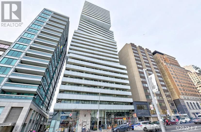 1601 - 200 Bloor Street W — photo 1 of 24