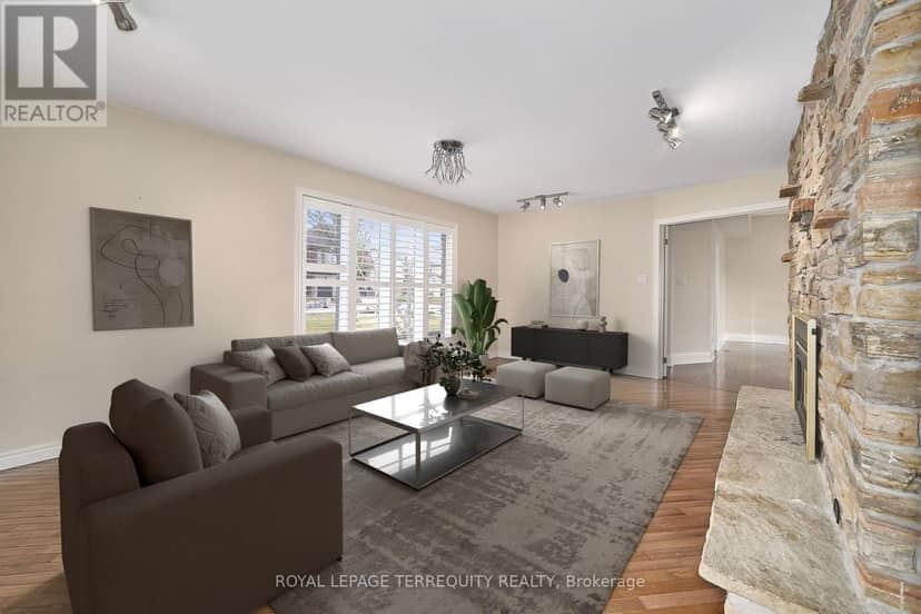 1449 Rosebank Road — photo 12 of 40