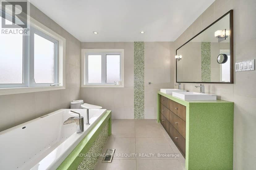 1449 Rosebank Road — photo 15 of 40