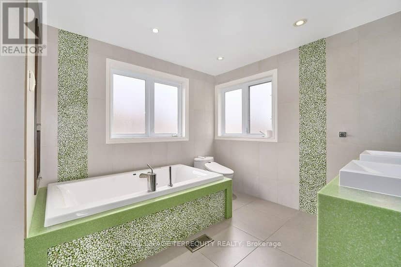 1449 Rosebank Road — photo 17 of 40