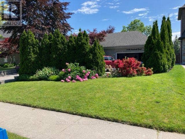 1449 Rosebank Road — photo 2 of 40