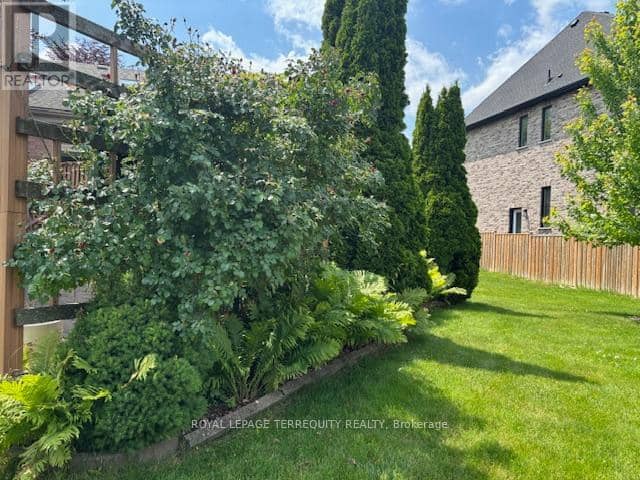 1449 Rosebank Road — photo 27 of 40