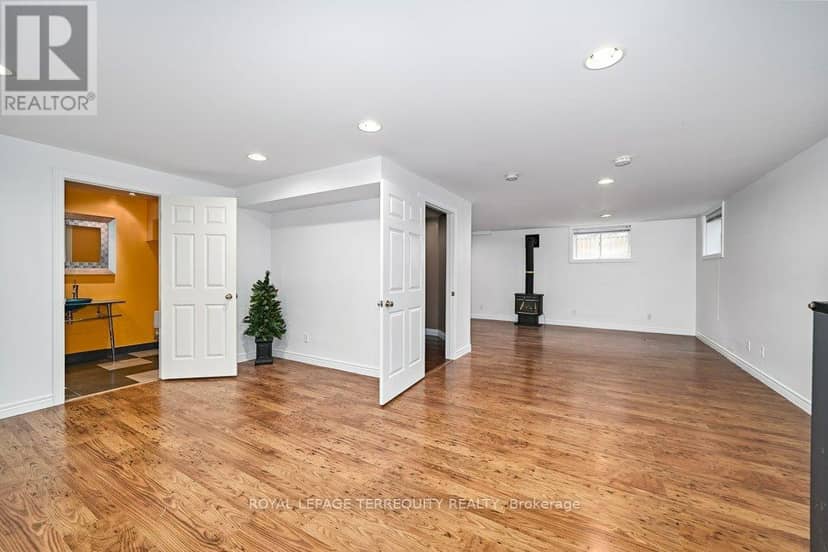 1449 Rosebank Road — photo 39 of 40