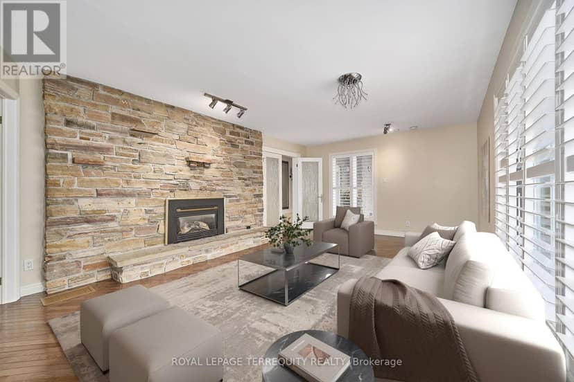 1449 Rosebank Road — photo 7 of 40
