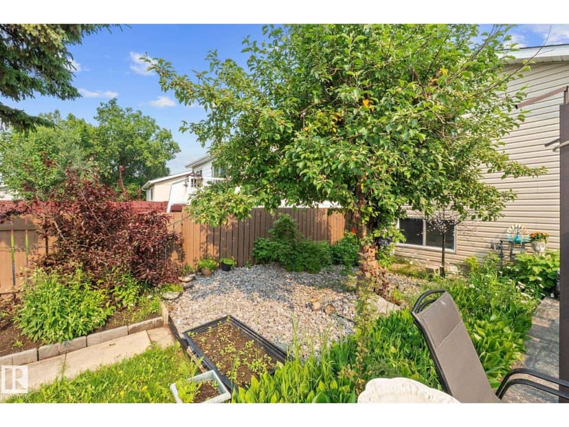 18126 98 AV NW — photo 14 of 40