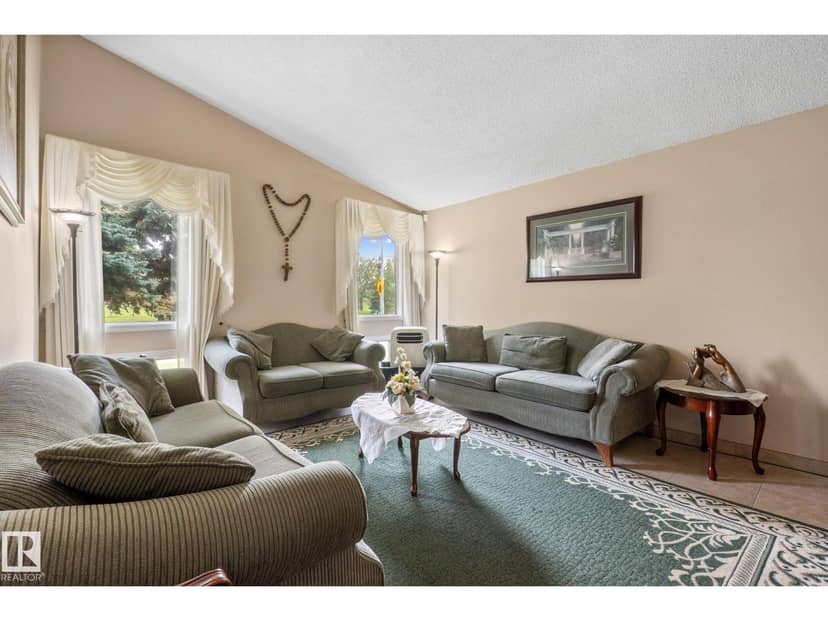 18126 98 AV NW — photo 21 of 40