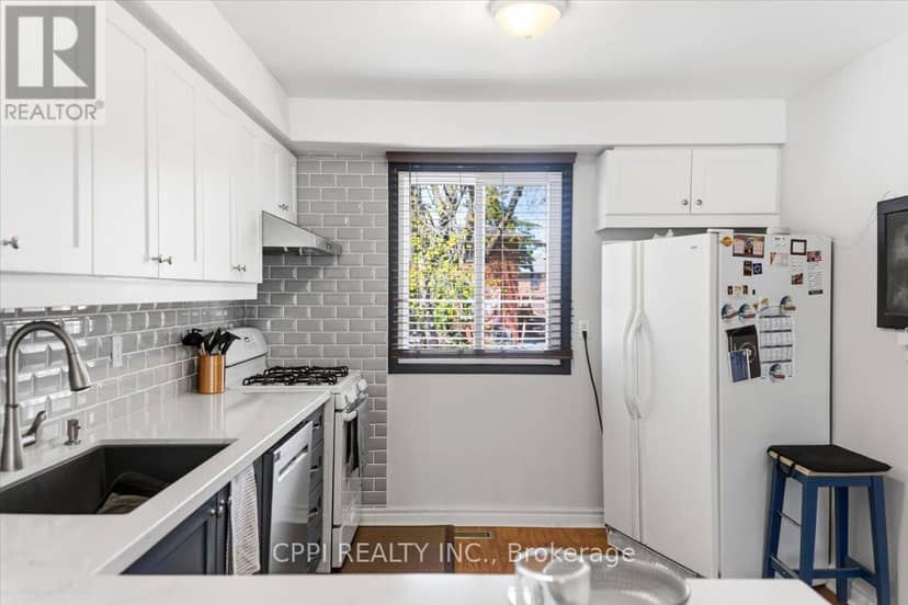 14 - 2 Davisbrook Boulevard — photo 11 of 40