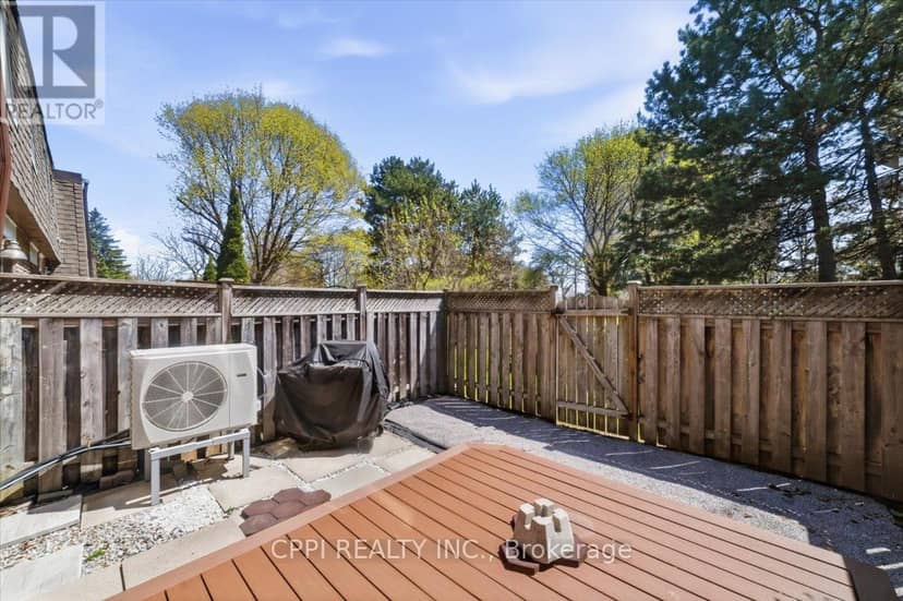 14 - 2 Davisbrook Boulevard — photo 31 of 40