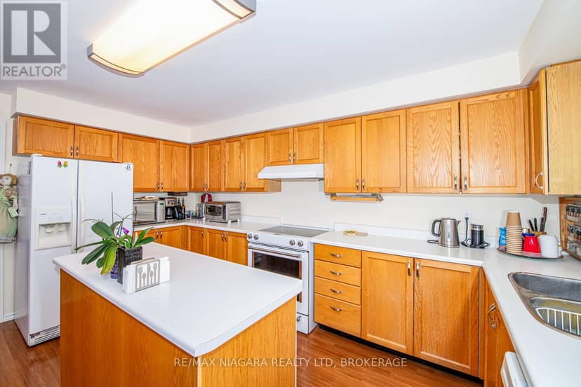 120 Janesville Road — photo 12 of 29
