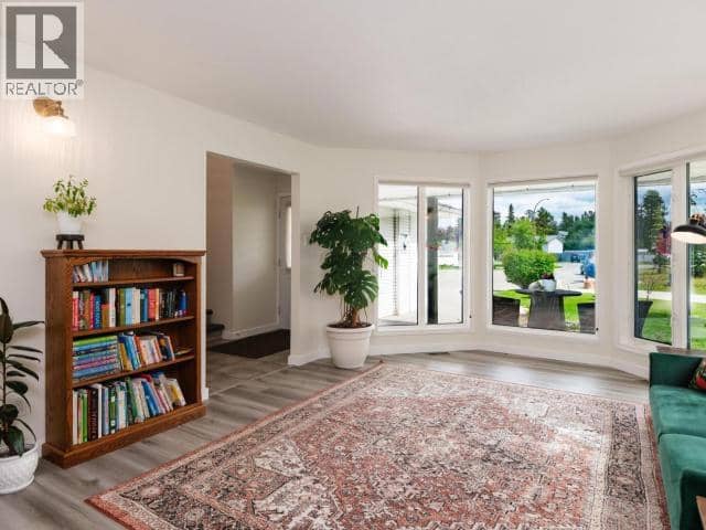 6 Carnelian Court — photo 11 of 30