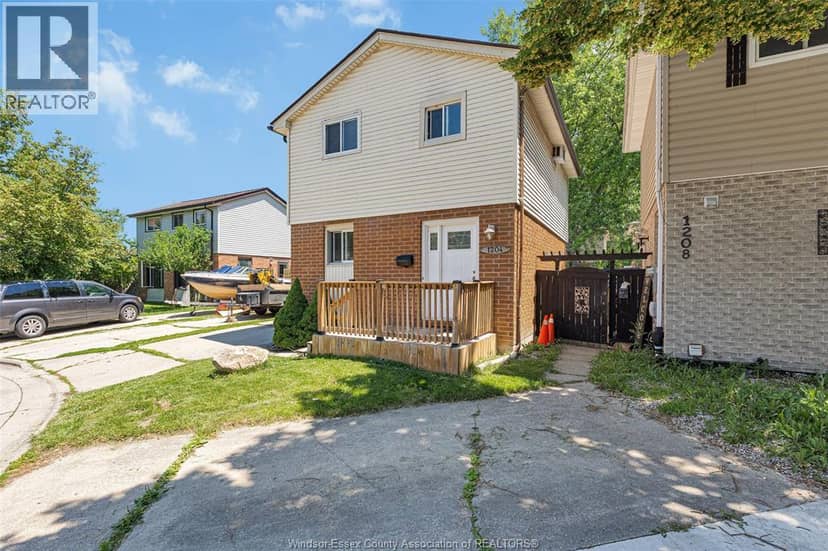 1204 Copperfield PL — photo 2 of 25