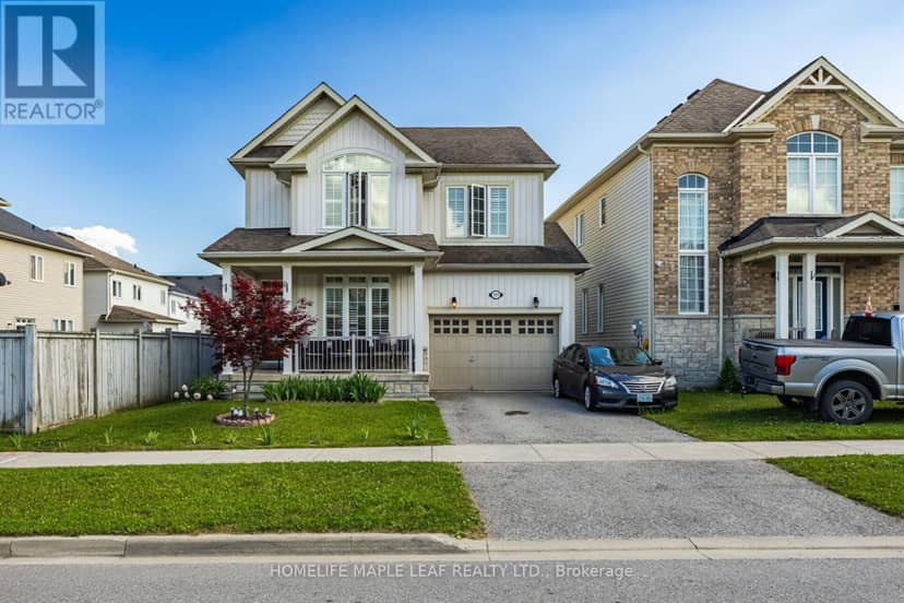 721 Cook Crescent — photo 2 of 40