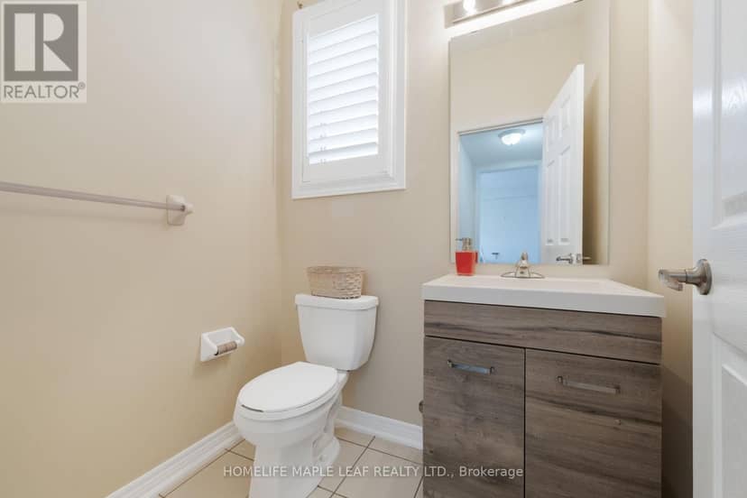 721 Cook Crescent — photo 26 of 40