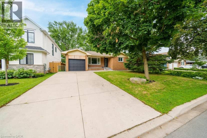 662 MONTEGO Crescent — photo 3 of 40