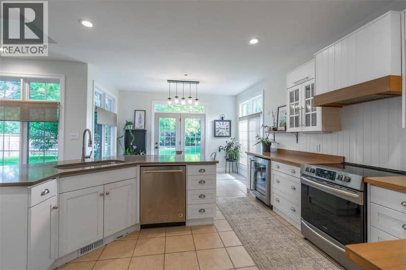 3574 Rear Street — photo 11 of 31
