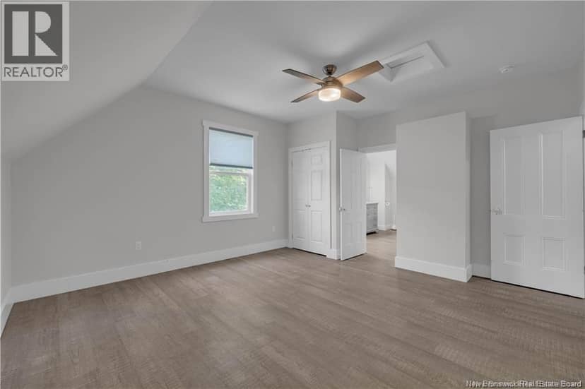 60-62 Queensway — photo 25 of 40