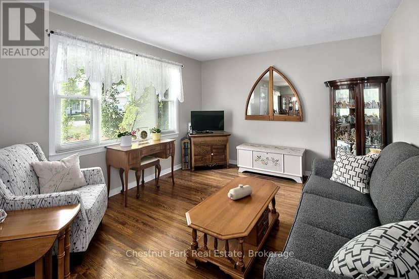 333 Oak Street — photo 17 of 40