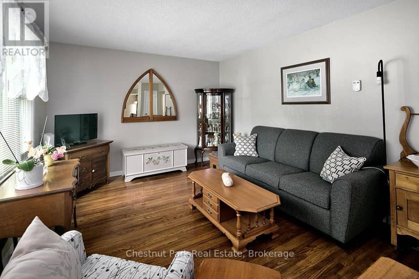 333 Oak Street — photo 18 of 40