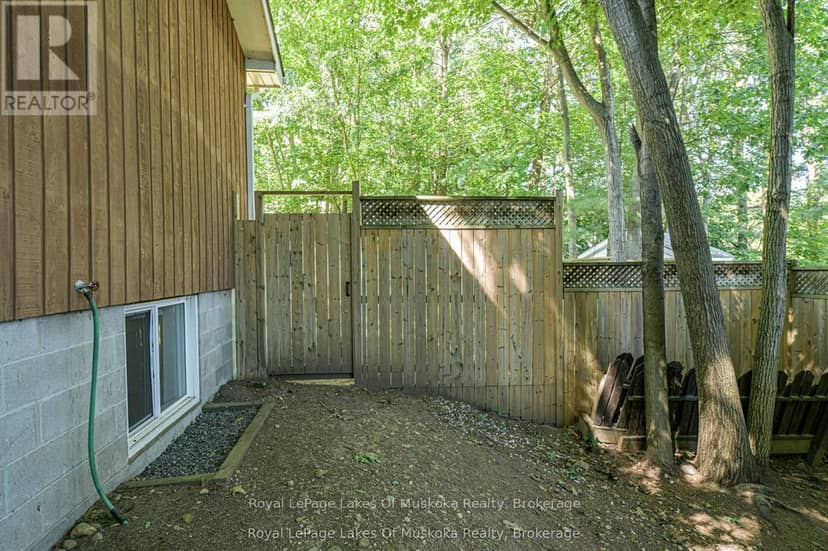 115 Douglas Street — photo 16 of 40