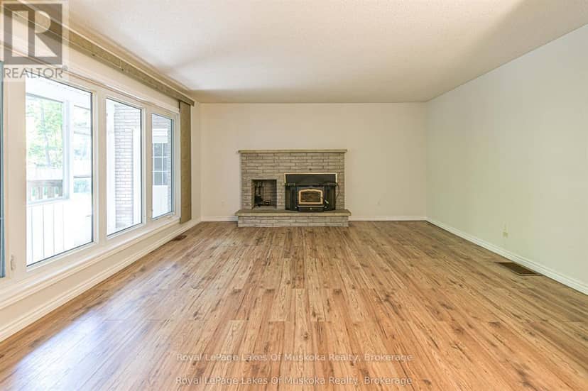115 Douglas Street — photo 29 of 40