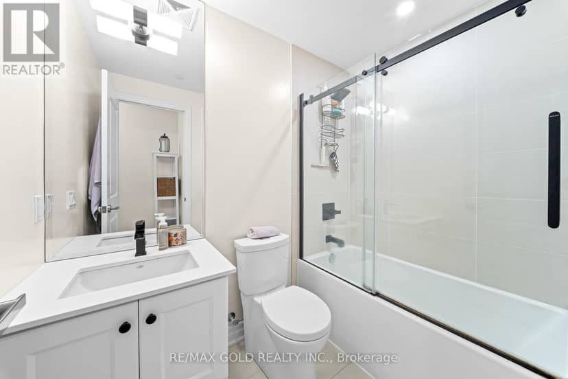 618 - 9075 Jane Street — photo 28 of 38