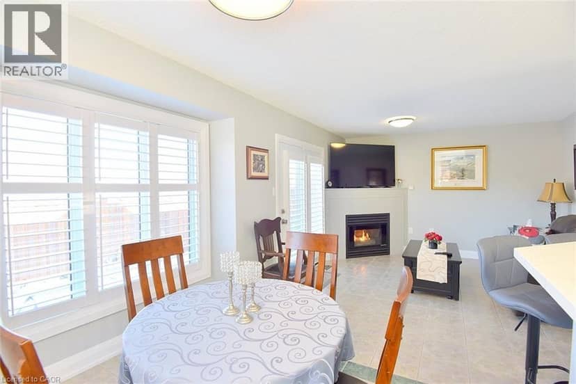 2774 KING Street E Unit# 36 — photo 11 of 40
