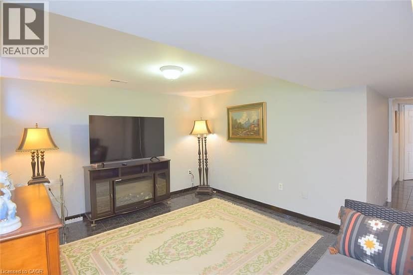 2774 KING Street E Unit# 36 — photo 40 of 40