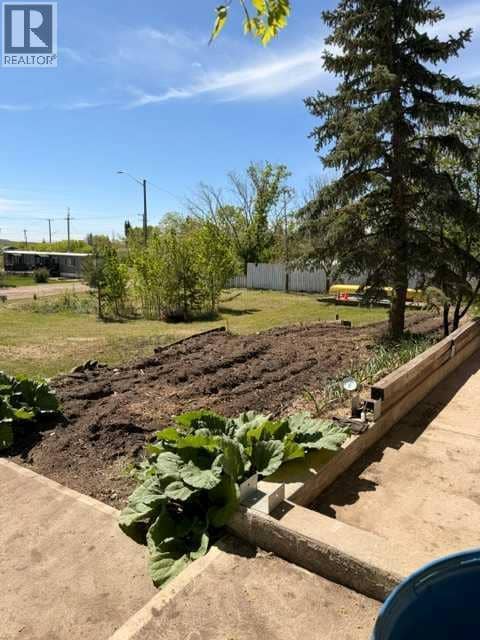 5116 48 Street — photo 18 of 22